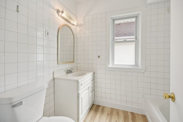 2511 Davisson Street, River Grove, IL 60171