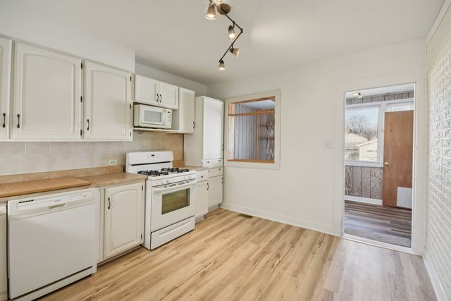 2511 Davisson Street, River Grove, IL 60171