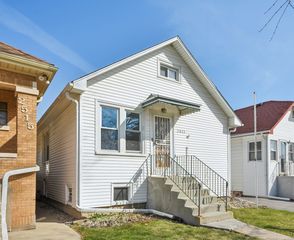 2511 Davisson Street, River Grove, IL 60171