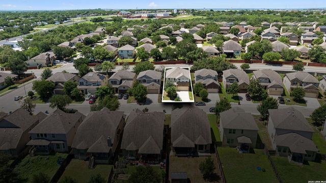 10622 Gentle Fox Bay, San Antonio, TX 78245