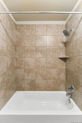 10622 Gentle Fox Bay, San Antonio, TX 78245