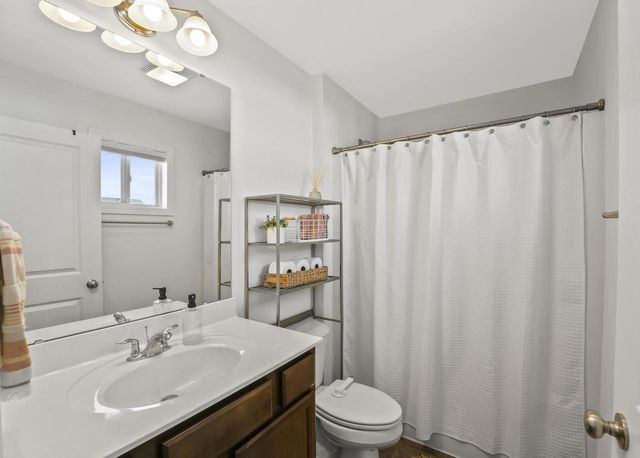 100 E Gailen LANE, Milton, WI 53563