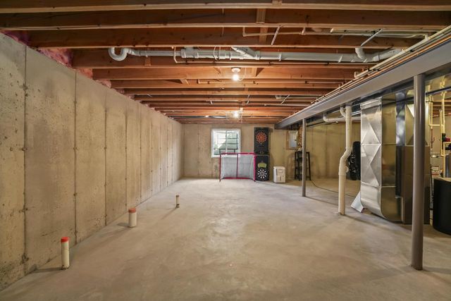 100 E Gailen LANE, Milton, WI 53563