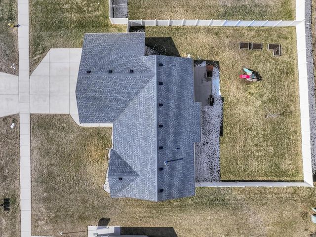 100 E Gailen LANE, Milton, WI 53563