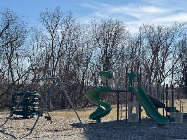 100 E Gailen LANE, Milton, WI 53563