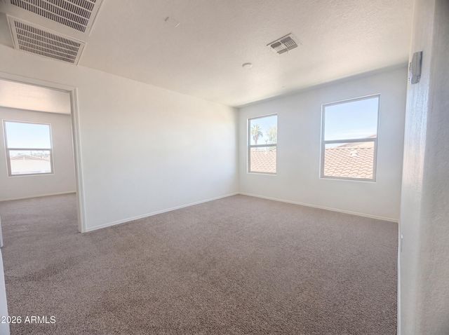 1043 E DANIELLA Drive, San Tan Valley, AZ 85140