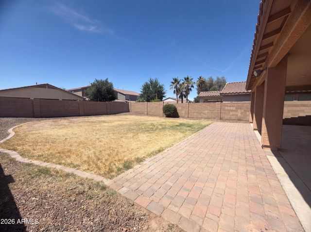 1043 E DANIELLA Drive, San Tan Valley, AZ 85140