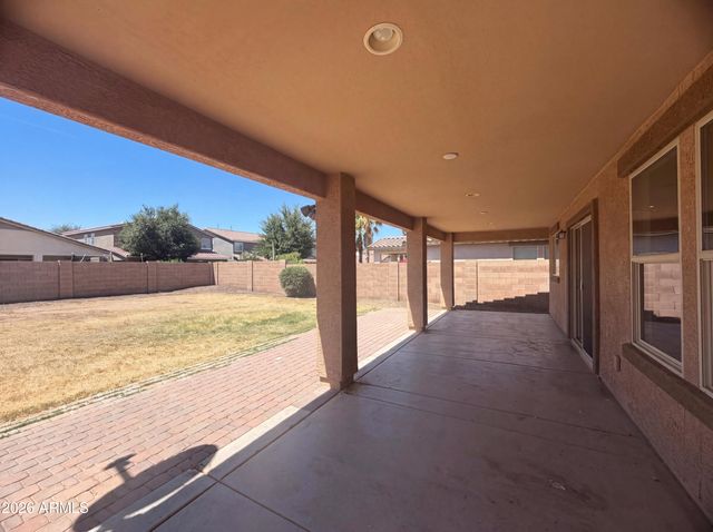 1043 E DANIELLA Drive, San Tan Valley, AZ 85140