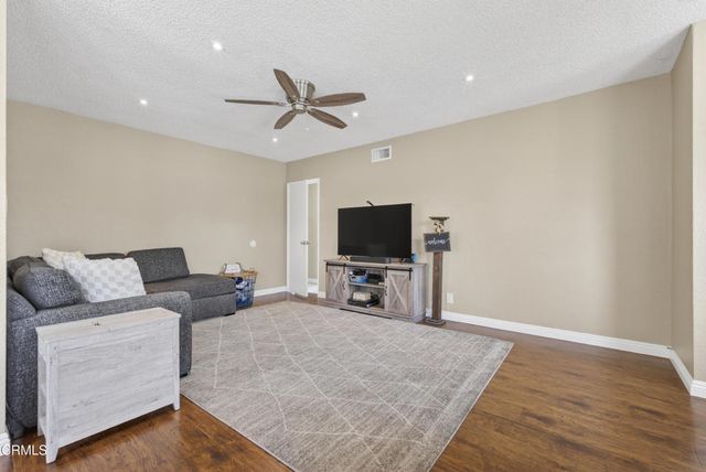 431 W Cornell Drive, Rialto, CA 92376