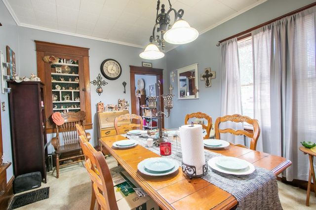 201 N Elm St, Whitewater, KS 67154