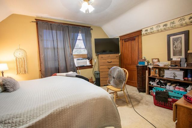 201 N Elm St, Whitewater, KS 67154