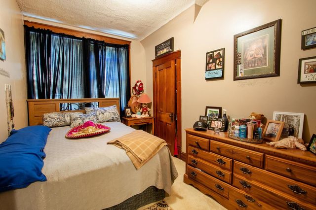 201 N Elm St, Whitewater, KS 67154