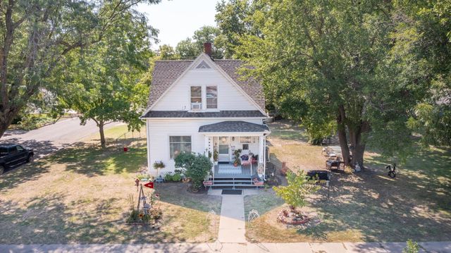 201 N Elm St, Whitewater, KS 67154
