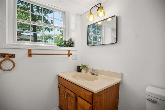 30 Vinal St, Hudson, MA 01749
