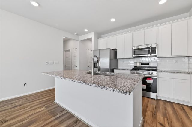 8327 Bristlecone Pine Way, Magnolia, TX 77354