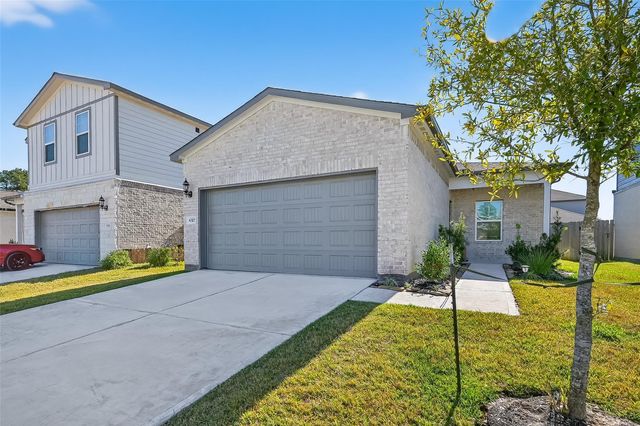 8327 Bristlecone Pine Way, Magnolia, TX 77354