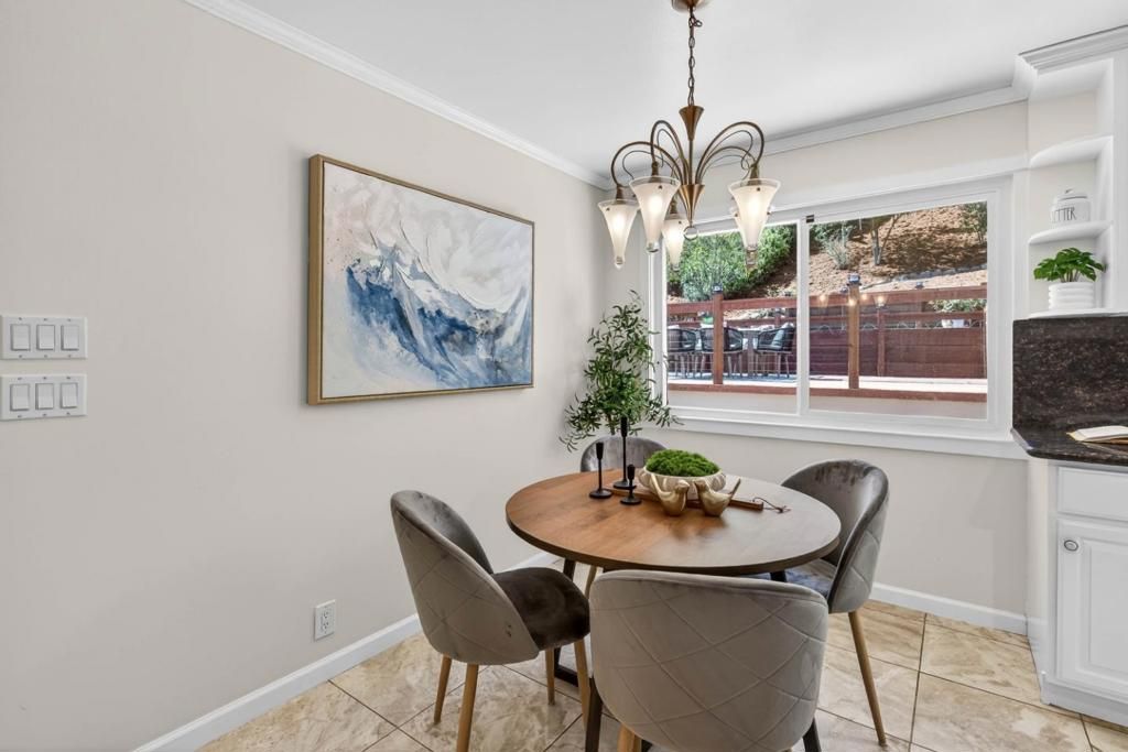 Image 14 of property listing at 10471 Scenic Boulevard, Cupertino, CA 95014