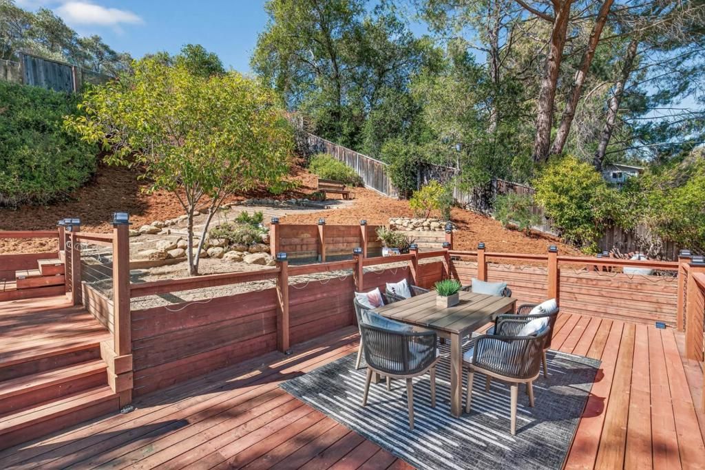 Image 3 of property listing at 10471 Scenic Boulevard, Cupertino, CA 95014