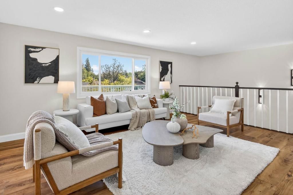 Image 7 of property listing at 10471 Scenic Boulevard, Cupertino, CA 95014