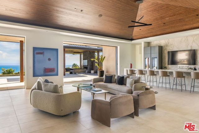 11809 Ellice Street, Malibu, CA 90265