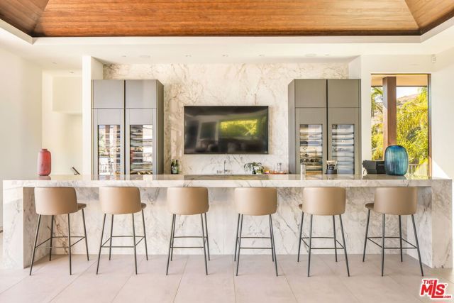 11809 Ellice Street, Malibu, CA 90265