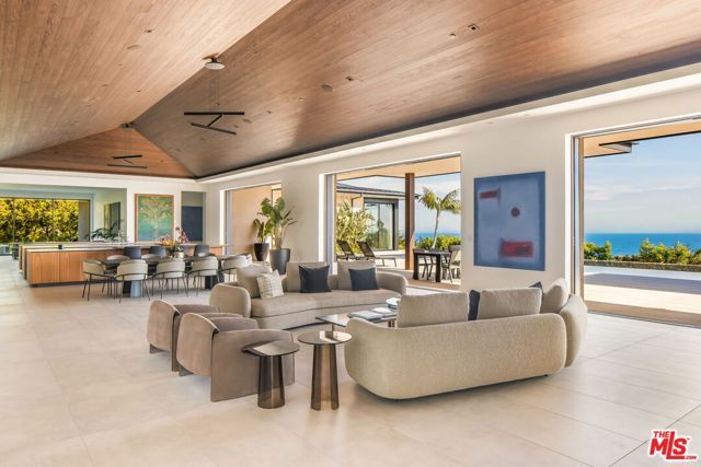 11809 Ellice Street, Malibu, CA 90265