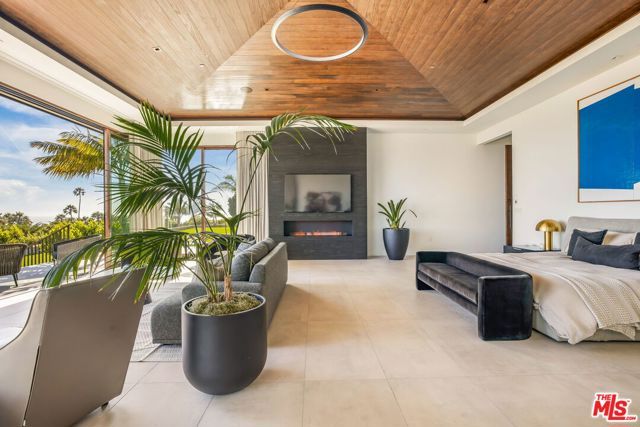 11809 Ellice Street, Malibu, CA 90265