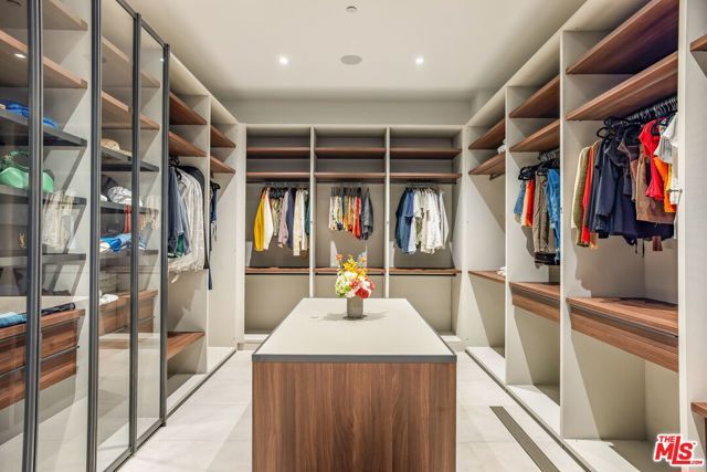 11809 Ellice Street, Malibu, CA 90265