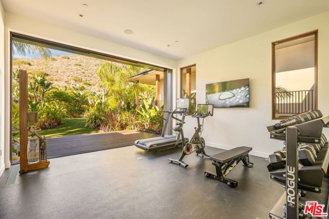 11809 Ellice Street, Malibu, CA 90265