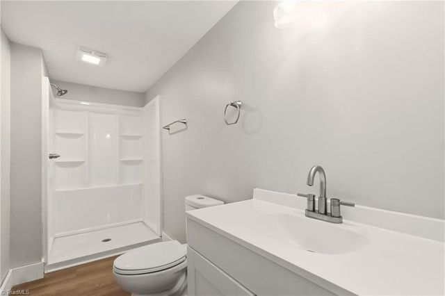 2051 Bloomfield Drive, Winston-salem, NC 27107