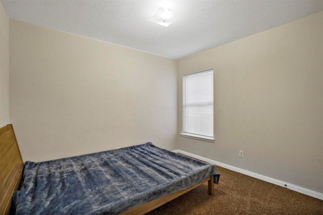 121 Dodge City Court, Newark, TX 76071