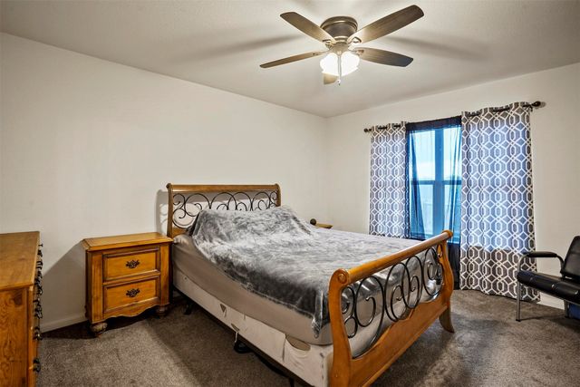 121 Dodge City Court, Newark, TX 76071