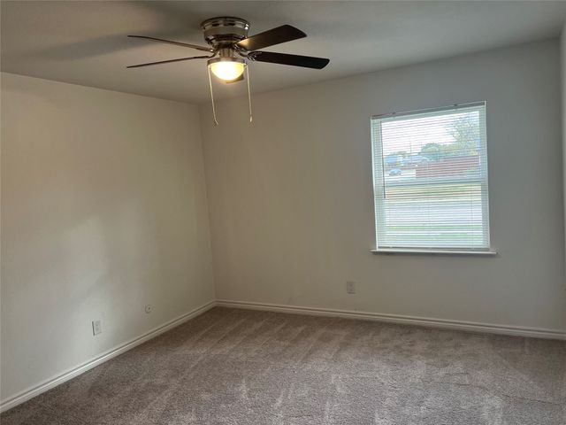5729 Pearce Street, The Colony, TX 75056