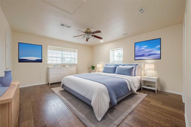 1407 Tiki Drive, Tiki Island, TX 77554