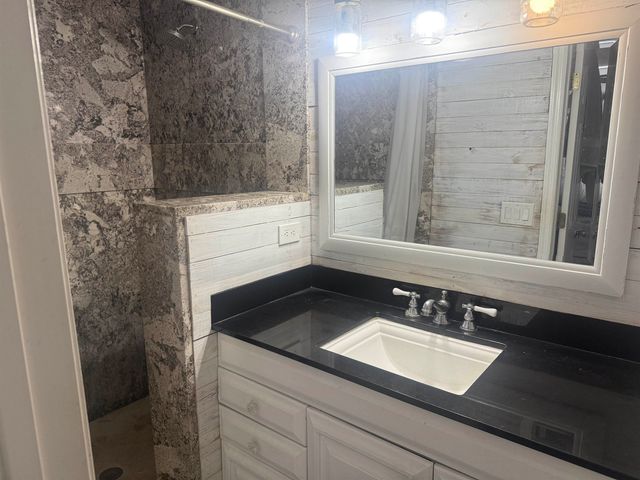 979 Altara Ave, St Augustine, FL 32086