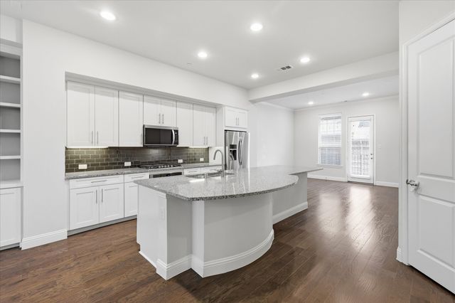 511 W Royal Lane, Irving, TX 75039
