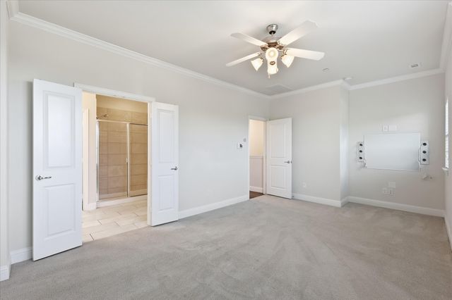 511 W Royal Lane, Irving, TX 75039