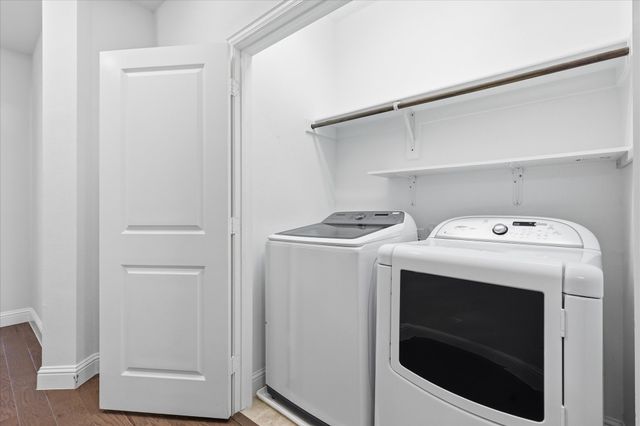 511 W Royal Lane, Irving, TX 75039