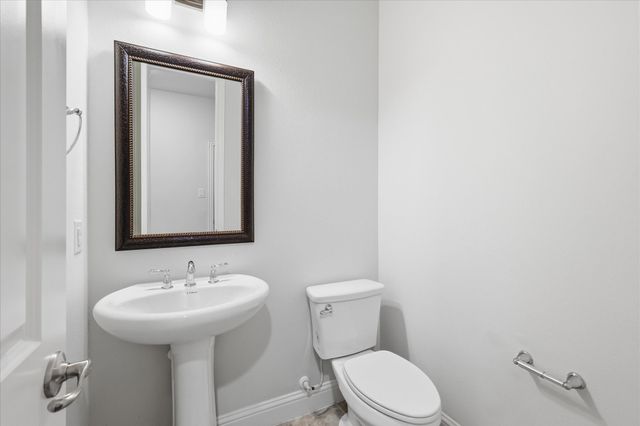 511 W Royal Lane, Irving, TX 75039