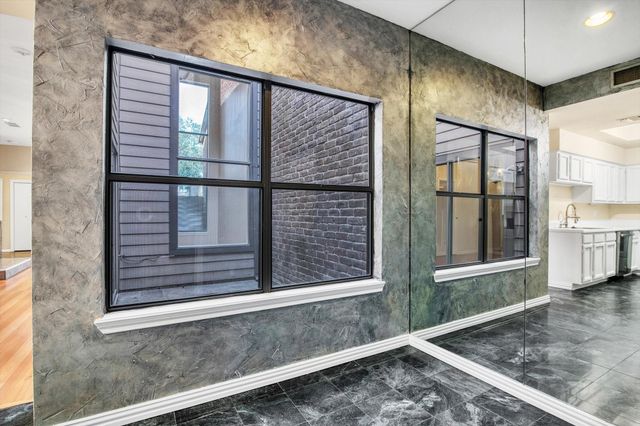 7447 Cambridge Street 47, Houston, TX 77054
