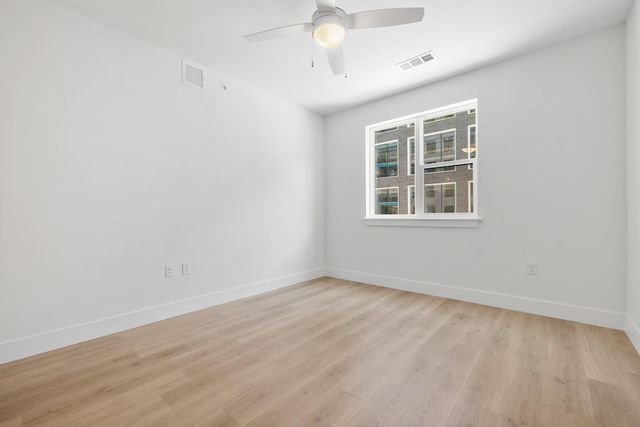 1701 Simond Ave 208, Austin, TX 78723