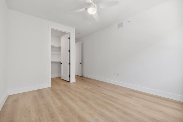 1701 Simond Ave 208, Austin, TX 78723