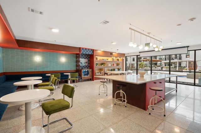 1701 Simond Ave 208, Austin, TX 78723