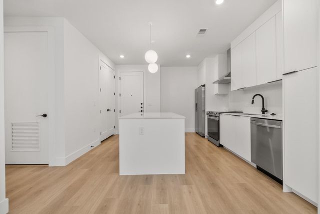 1701 Simond Ave 208, Austin, TX 78723