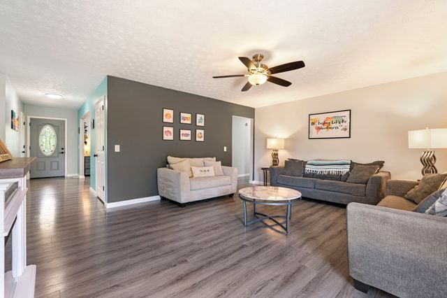 83 Farley Ln, Hartsville, TN 37074
