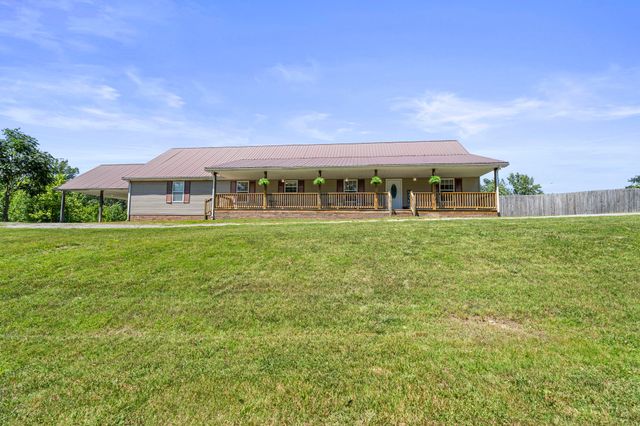 83 Farley Ln, Hartsville, TN 37074