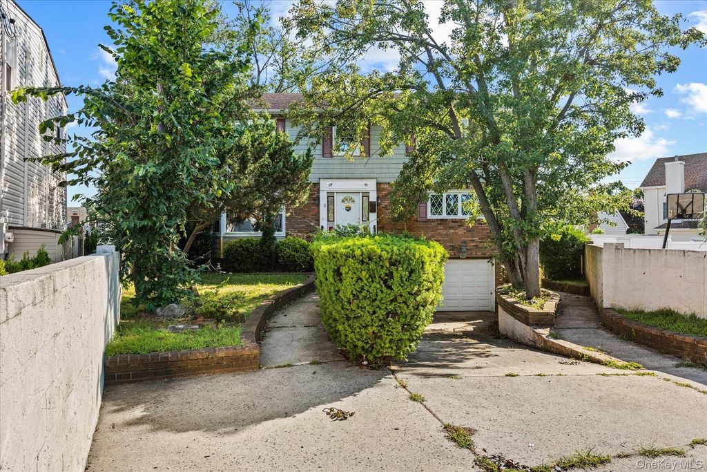 251 Perkins Avenue, Oceanside, NY 11572 — photo 2