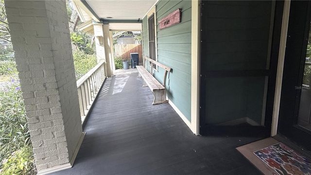 1016 E POWHATAN AVENUE, Tampa, FL 33604