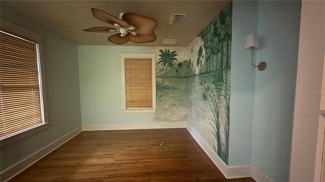 1016 E POWHATAN AVENUE, Tampa, FL 33604