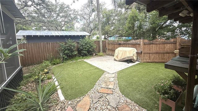 1016 E POWHATAN AVENUE, Tampa, FL 33604